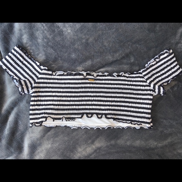 Medium black and white bikini top from PINK - Picture 2 of 5